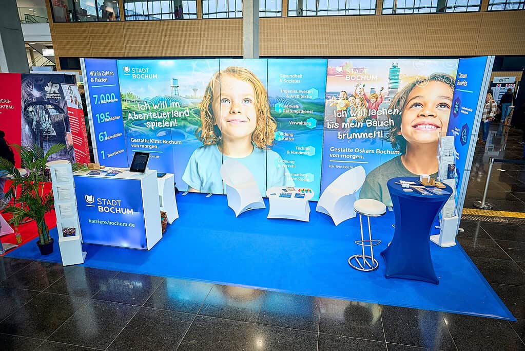 Der Messestand der Stadt Bochum auf einer Ausbildungs- und Karrieremesse.